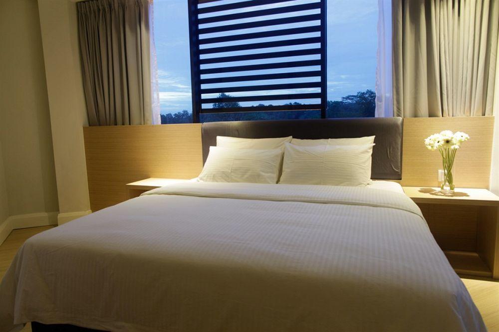 I Am Jazz Hotel Johor Bahru Exterior photo